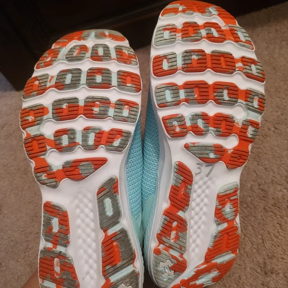 Under Armour Light Blue Athletic Shoes - Picture 7 of 7